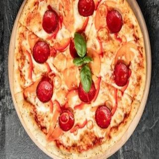 Pizza Salami Picante (Mediana Redonda De 30 Cm.)