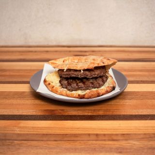 Fan dupla pljeskavica ljuta