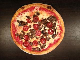 Funghi e salamino piccante