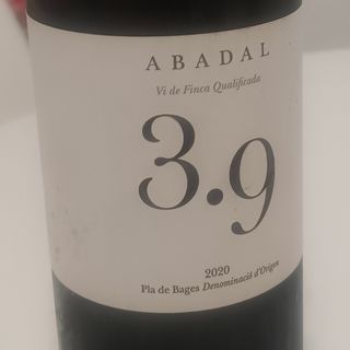 Vino tinto Abadal 3.9