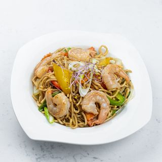 Pad Prik Thai Dum Shrimp with noodles