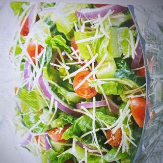 Salada Mista com Queijo