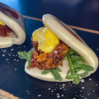 BAO RELLENO DE POLLO BBQ COREANA