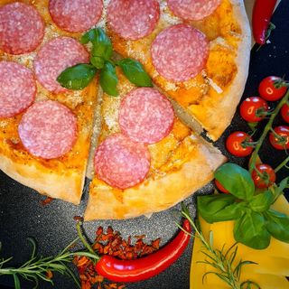 Pizza Salami 40cm