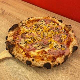 Pizza California Ø32cm