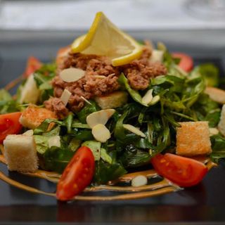 Tuna salata