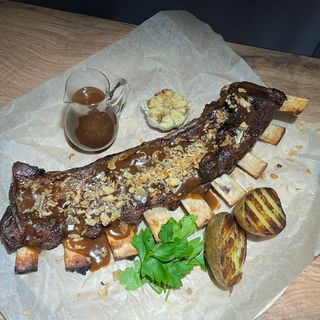 Запеченные говяжьи рёбра  XL - 1кг