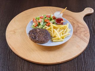 Zestaw Burger na talerzu duży