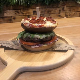 Pizza Hit Burger kobaja