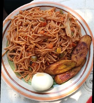 Spaghetti , Plantain and egg