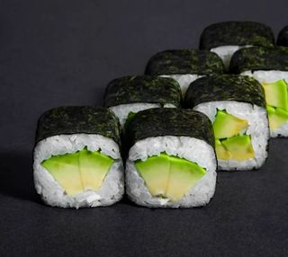 Ролл "Авокадо маки"