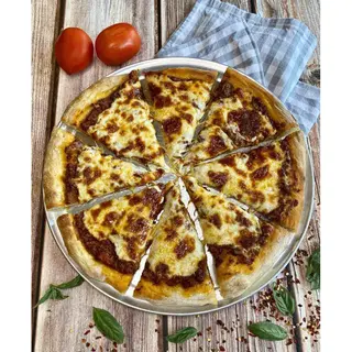 Bolognese pizza