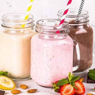 Batido Kiwi, Frutos Rojos, Naranja y Albahaca