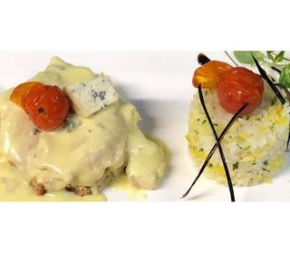 Pui cu risotto și sos gorgonzola