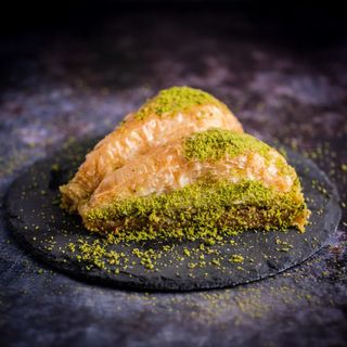 Baklava cu caimac