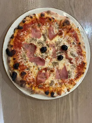 Pizza Capricciosa