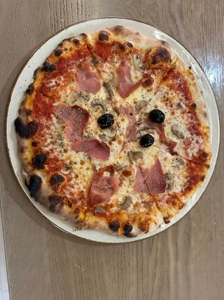 Pizza Capricciosa