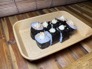 MAKI LLAGOSTI