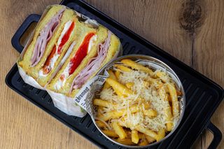 Brioche prosciutto cotto, cartofi prajiți