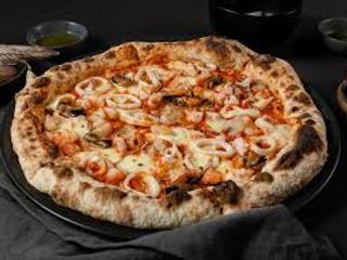 Pizza Pescatore
