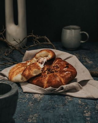 Placinta cu sunca si mozzarella