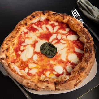 Margherita + Lattina Coca-Cola