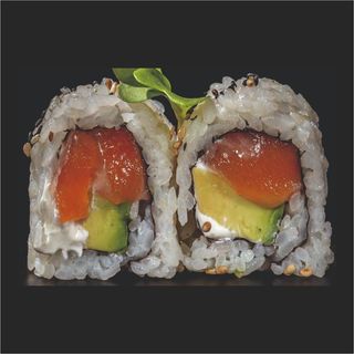 216 uramaki salmon y sesamon aguacate 8 und