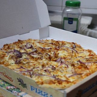Pizza Tonno (30 Cm.)