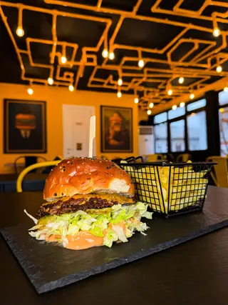 El Clasico burger