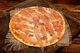 Pizza Montanara