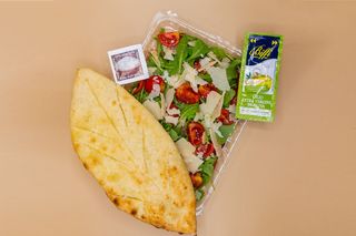 Carpaccio di bresaola e pomodorini