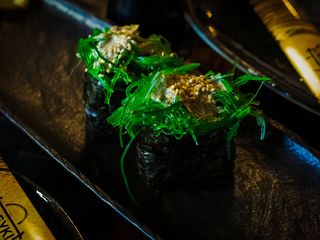 Гункан Хіяше Вакаме (80g)