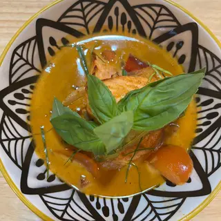 Salmón  Al Curry Rojo 