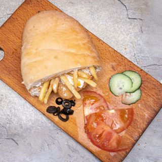 Тост с пилешки бургер голям 1бр