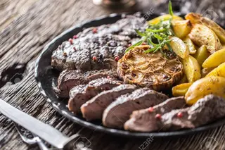 Lomo Con Patatas