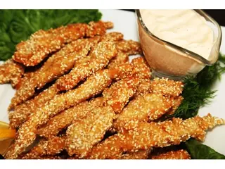 Пилешки хапки със сусам
