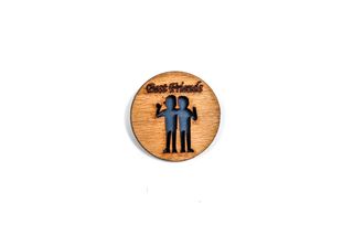 Insigna din lemn cu best friends baieti