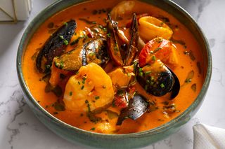 Supa cu fructe de mare