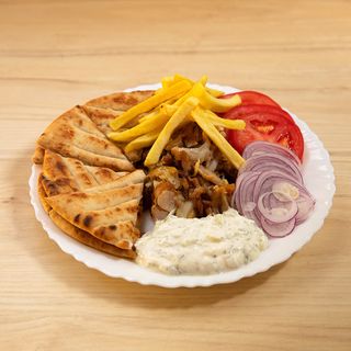 Giros porcija + Coca-Cola 0.33l