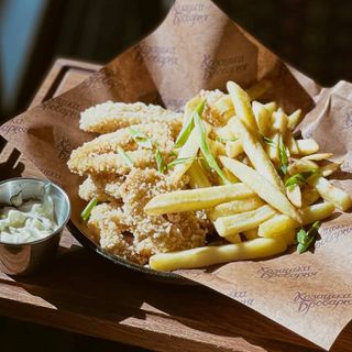 Кальмари в Panko з картоплею фрі (220г)