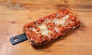 Pinsa Margherita (33 Cm.)