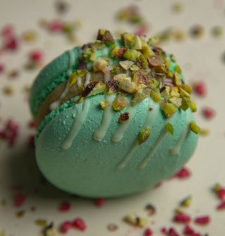 Macaron De Pistacho Y Frambuesa