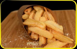 Cartofi prajiti cu parmezan