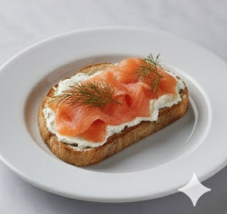 Tostada De Salmón, Queso Crema Y Eneldo