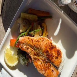 Salmón Al Grill Cajun