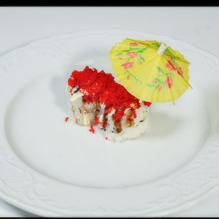 825.uramaki de surimi con aguaciate y tobiko(8uds)