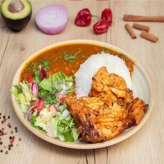 Arroz Con Menestra Y Pollo