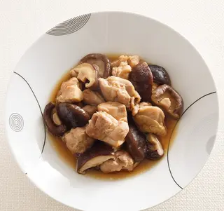 56. Pollo Con Champiñón