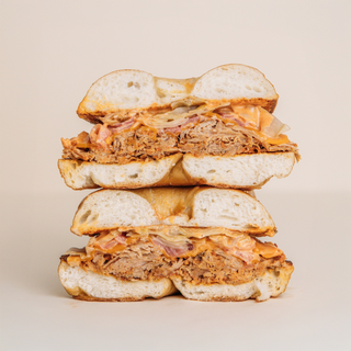Pulled Pork Bagel (220g)