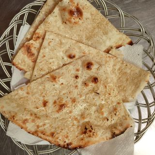 Lasooni naan